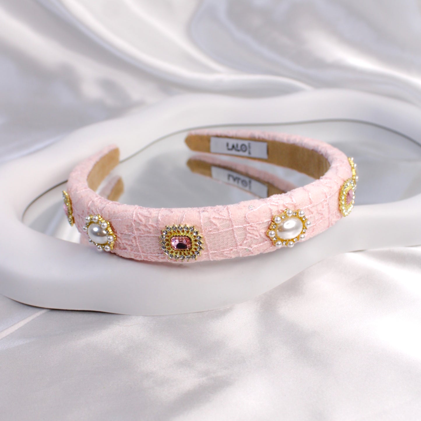 Thin And Elegant Headbands With Stones And Pearls