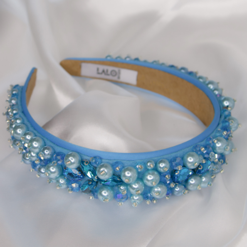 Elegant Headband With Stones.