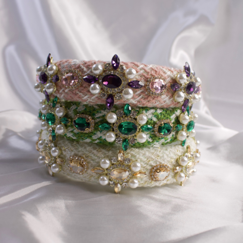 Elegant Headband Woven With Stones