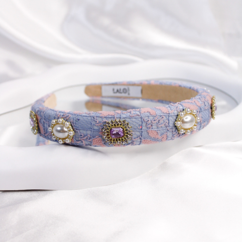 Thin And Elegant Headbands With Stones And Pearls