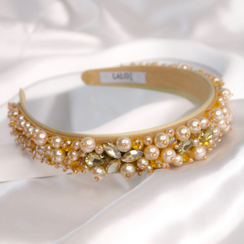 Elegant Headband With Stones.